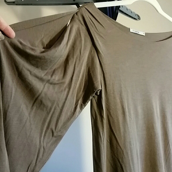 Long sleeve top - Picture 2 of 3